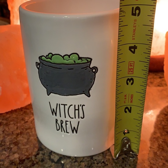 Rae Dunn Witch’s Brew Candle By Magenta Richly Scented Midnight Apple - Picture 8 of 9